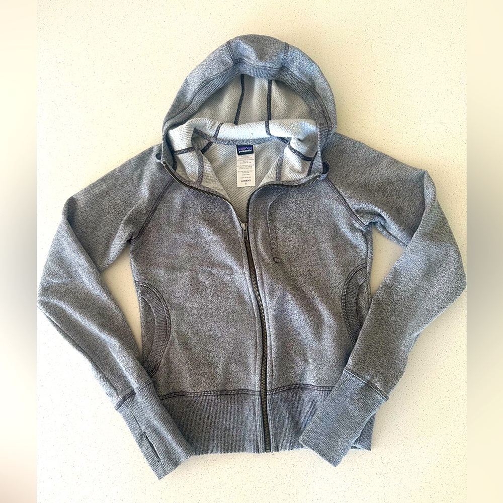 Patagonia Women’s Cloud Stack Full Zip Hoodie Size Small